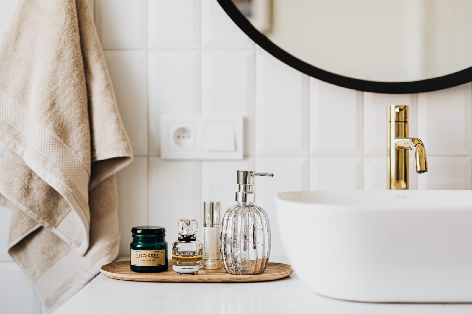 How to Build a Simple Skincare Routine That Actually Makes Sense